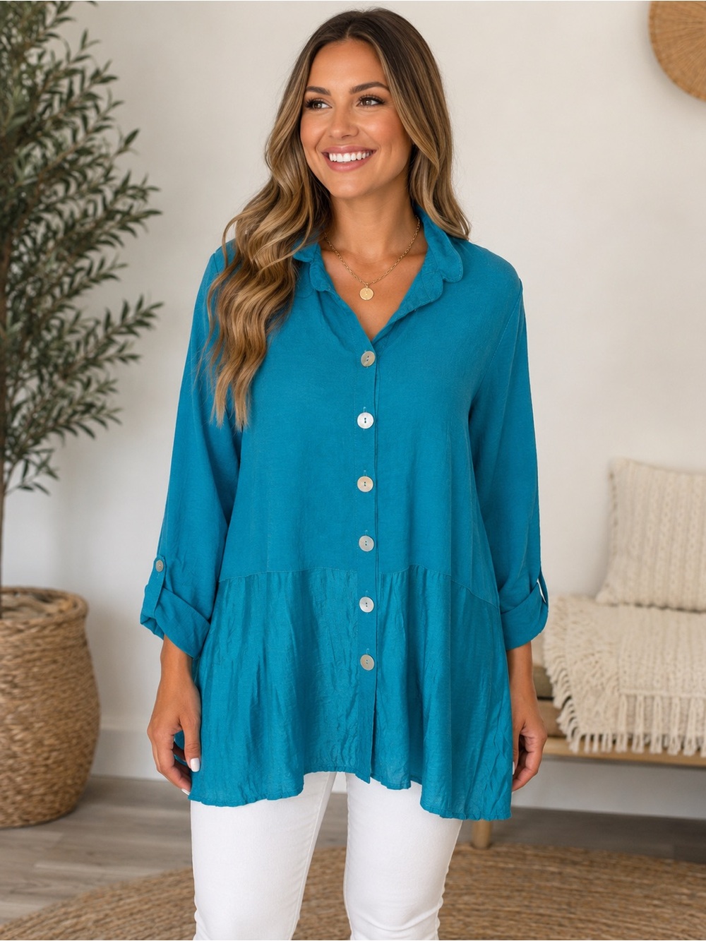 John Mark Women's Blue button front Tunic Top size small
